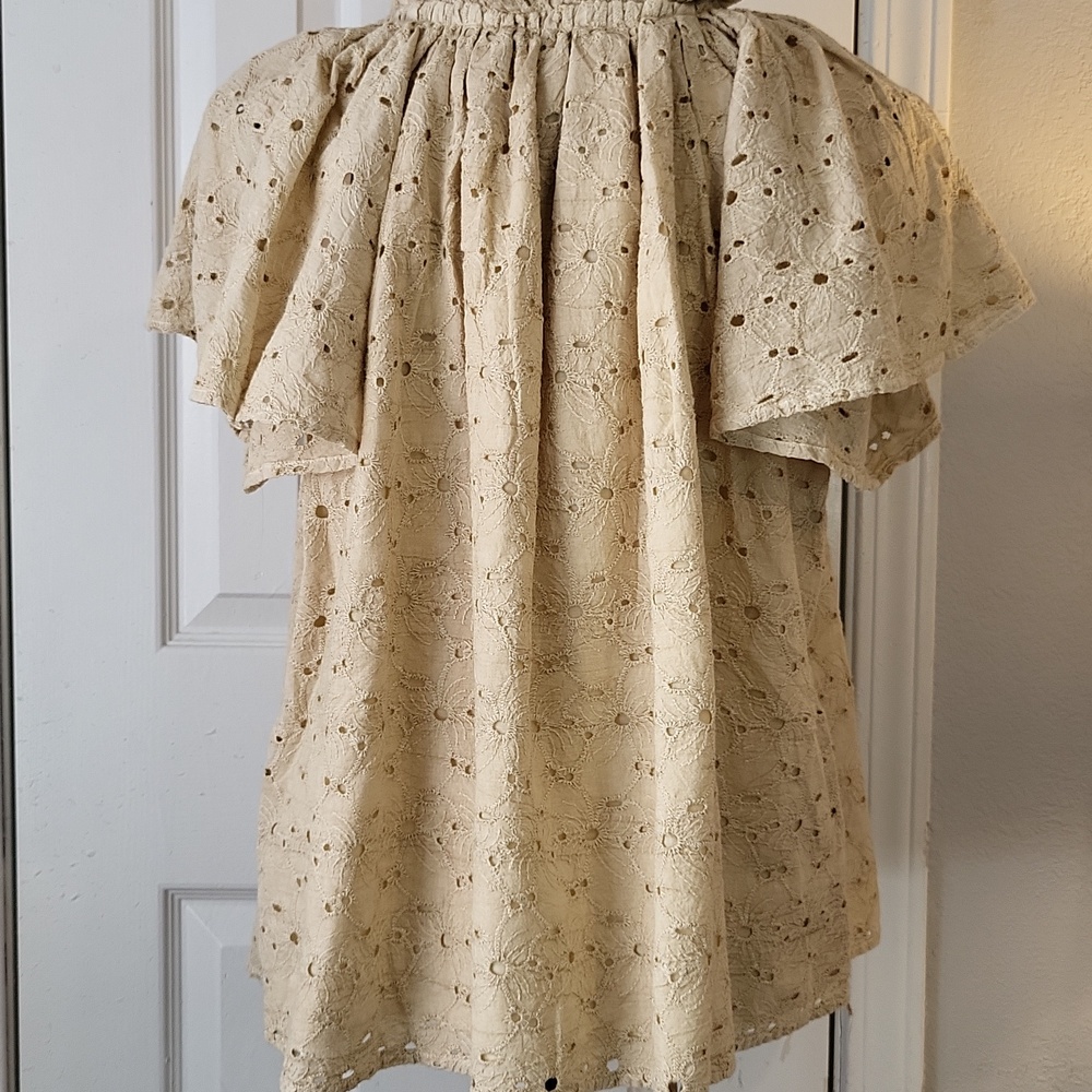 Kyla Seo "Talin" Blouse In Natural Eyelet - Picture 5 of 9